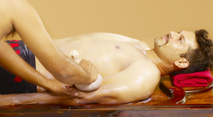 Njavarakizhi Ayurvedic Treatment